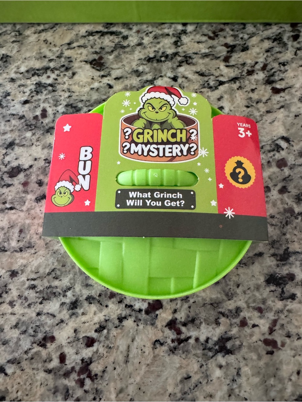The Grinch Green Glitter Squishy Dumpling with Sunglasses Face & Case - Picture 9 of 9